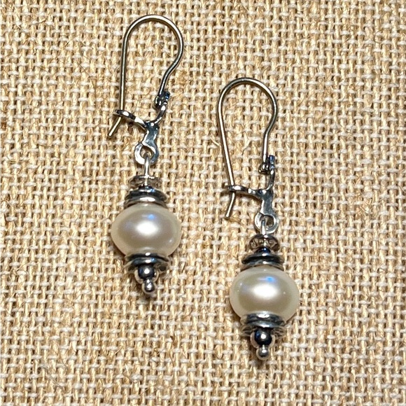 Silpada “Light the Way” Earrings - Picture 1 of 7